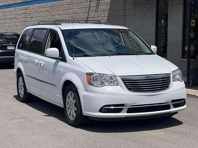 2C4RC1BG3GR138050-2016-chrysler-town-and-country